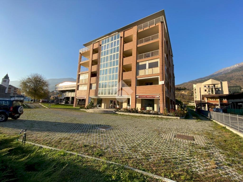 Two-room apartment Regione Borgnalle, Aosta - photo 1