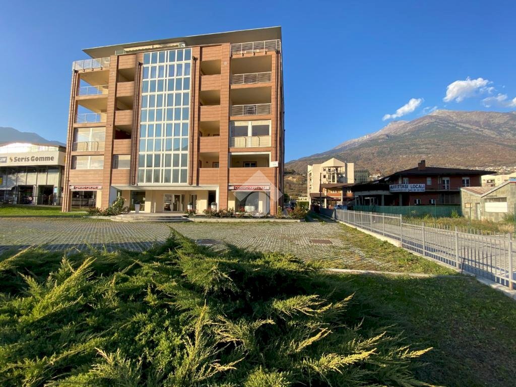 Two-room apartment Regione Borgnalle, Aosta - photo 2