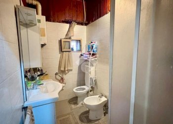 Quadrilocale Via Federico Gattorno, Genova (zona Cornigliano) - foto 12