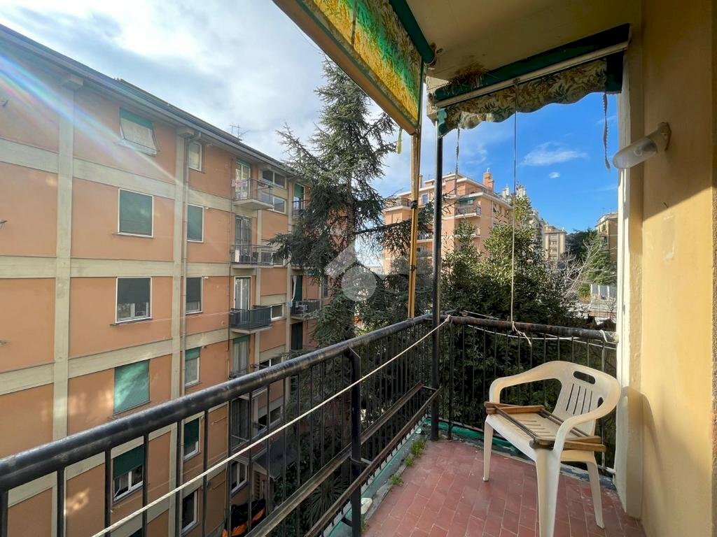 Four-room apartment Via Capri, Genova (neighborhood Oregina) - photo 1