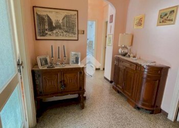 Quadrilocale Via Capri, Genova (zona Oregina) - foto 2