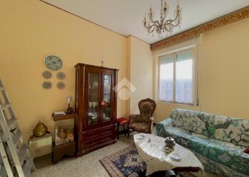 Quadrilocale Via Capri, Genova (zona Oregina) - foto 5