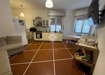 Appartamento Via la Spezia, Genova (zona Sampierdarena) - foto 8