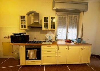 Appartamento Via la Spezia, Genova (zona Sampierdarena) - foto 10