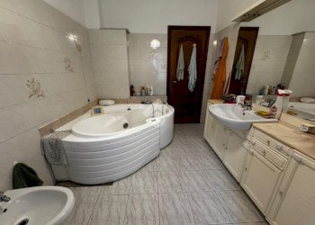 Appartamento Via la Spezia, Genova (zona Sampierdarena) - foto 23