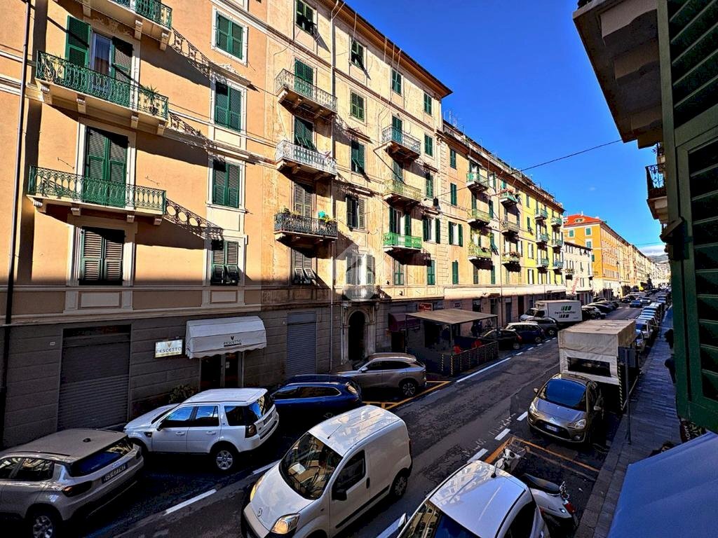 Appartamento Via Montenotte, Savona - foto 1