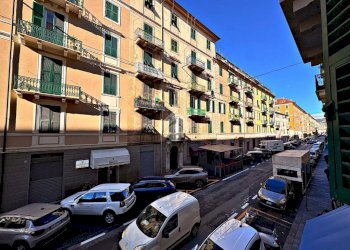 Appartamento Via Montenotte, Savona - foto 1