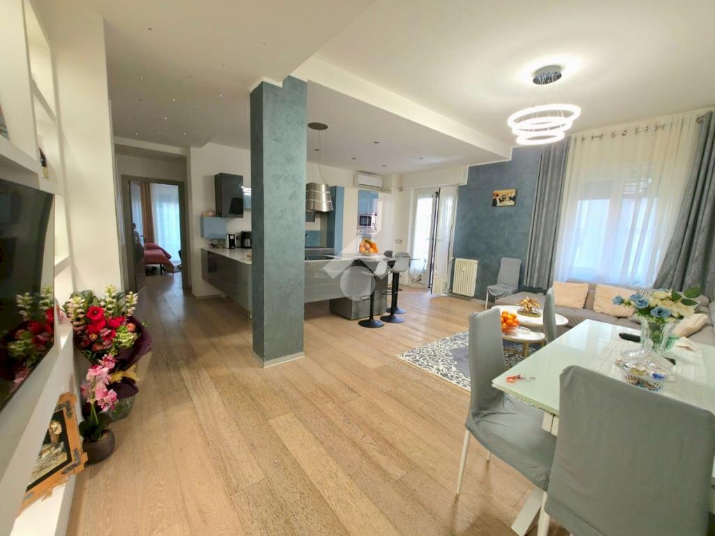 Quadrilocale Corso Tardy e Benech, Savona (zona Santa Rita) - foto 1