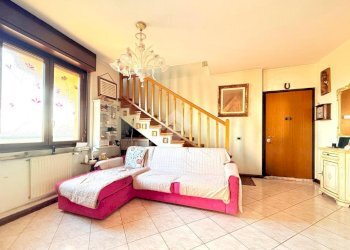 Apartment Via Vincenzo Attimo, Bollate - photo 3