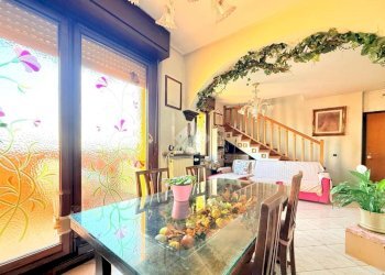 Apartment Via Vincenzo Attimo, Bollate - photo 8