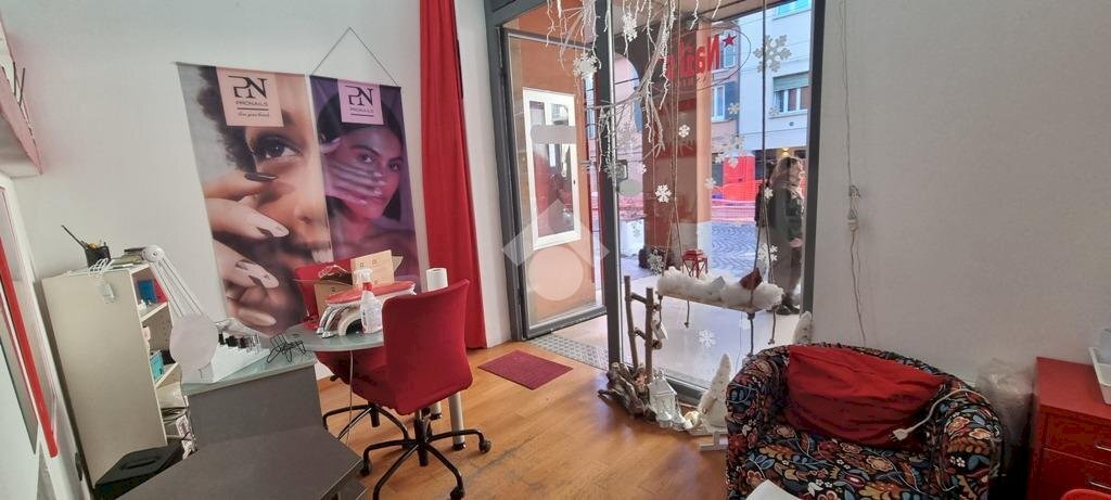 Negozio via san felice, Bologna (zona Centro Storico) - foto 1