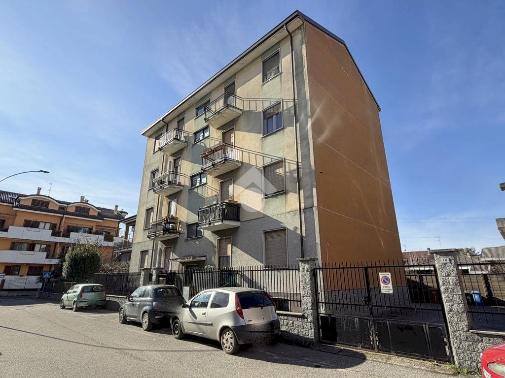 Trilocale Via Giovanni Verga, Bareggio - foto 1