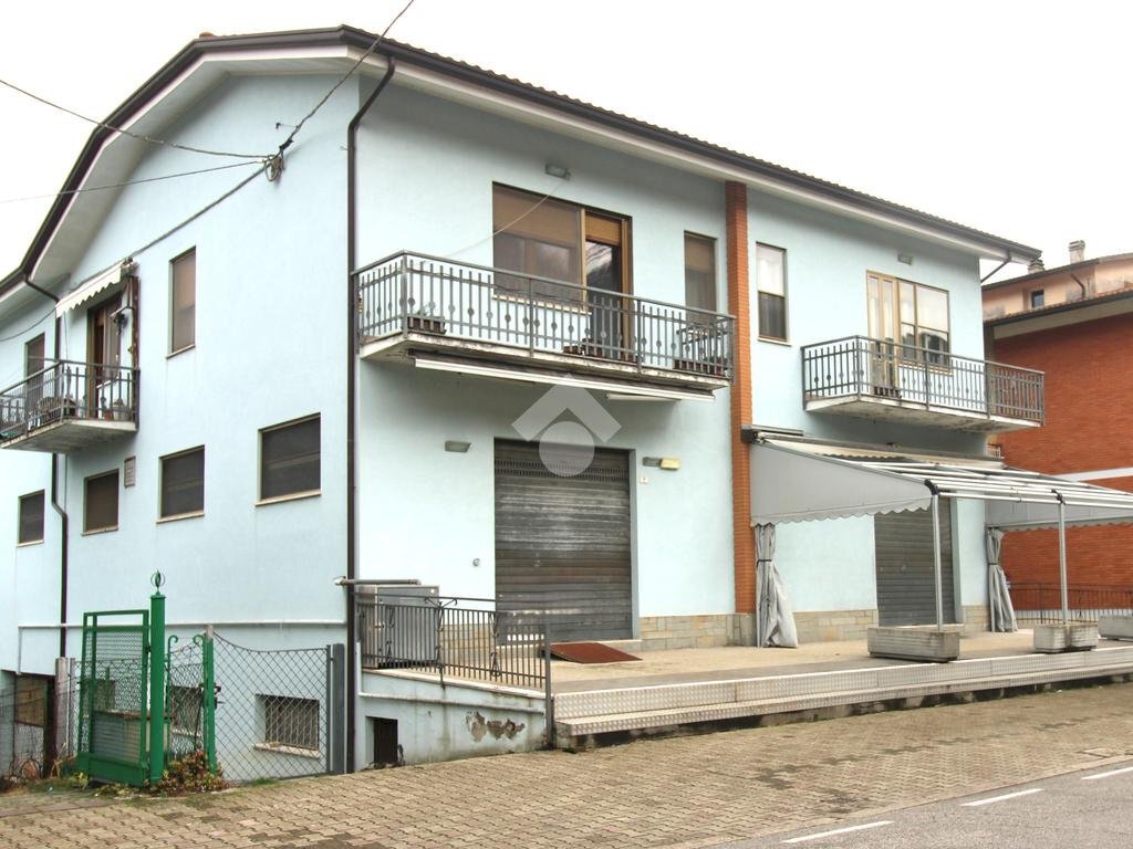 Casa indipendente Viale Martiri Partigiani, Civitella di Romagna - foto 1