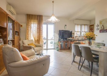 Trilocale Piazza del Santuario, Garbagnate Milanese - foto 4