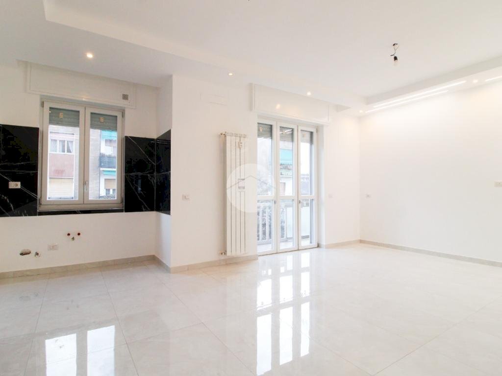 Three-room apartment Via L. Cadorna, Cormano - photo 1