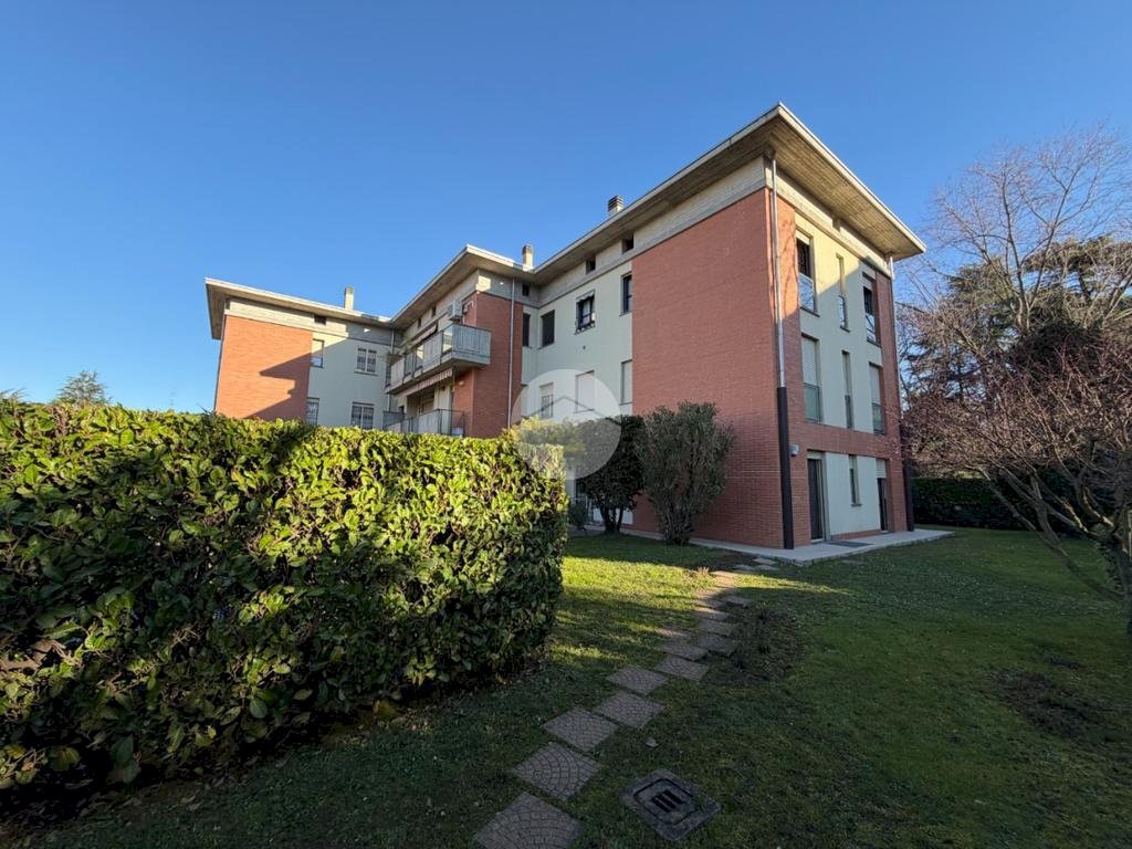 Quadrilocale Via Giuseppe Garibaldi, Bussero - foto 1