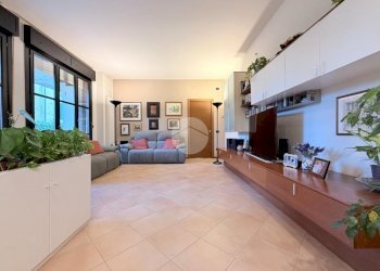 Quadrilocale Via Giuseppe Garibaldi, Bussero - foto 8