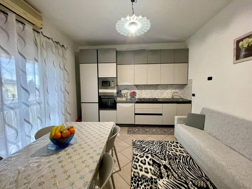 Four-room apartment Via Bra, Cherasco - photo 1