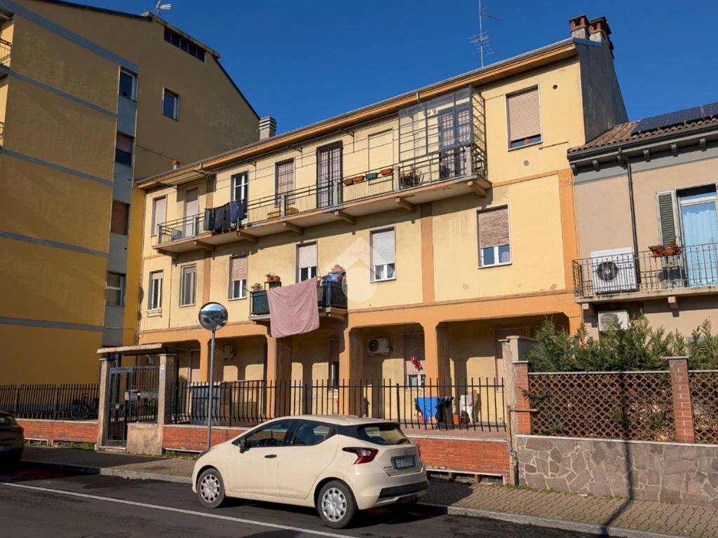 Quadrilocale Via Candiani D'Olivola, Casale Monferrato - foto 1