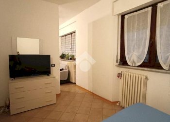 One-room apartment Corso Cortemilia, Alba - photo 4
