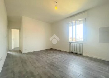 Two-room apartment Via Emilia Est, Rubiera - photo 4