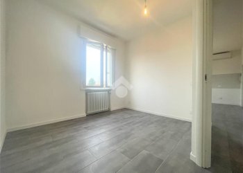 Two-room apartment Via Emilia Est, Rubiera - photo 5