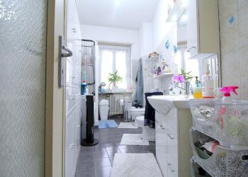 Three-room apartment Piazza della STAZIONE, Brandizzo - photo 12