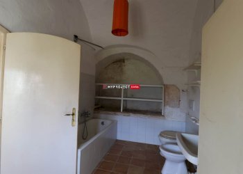 Locale Commerciale Via Santa Candida, Gioia del Colle - foto 16