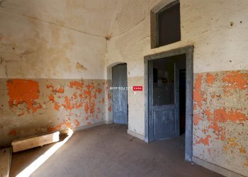 Locale Commerciale Via Santa Candida, Gioia del Colle - foto 35