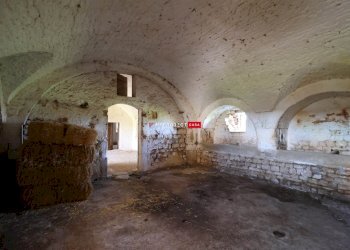 Locale Commerciale Via Santa Candida, Gioia del Colle - foto 41