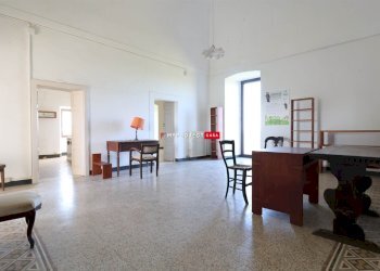 Locale Commerciale Via Santa Candida, Gioia del Colle - foto 4