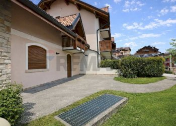 Casa all\'aperto - Villa a Schiera VIA MONTE LEMERLE, Roana - foto 2