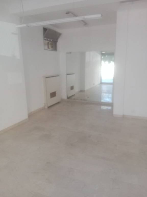 Interno non residenziale - Negozio corso Manfredo Fanti, Carpi - foto 1