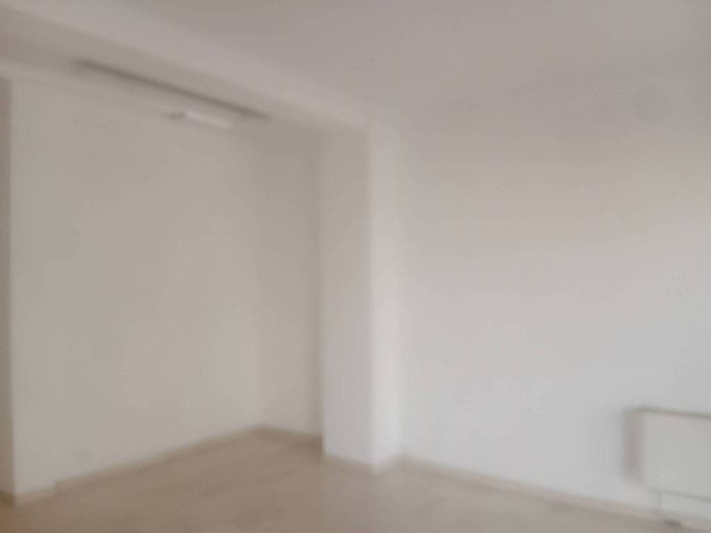 Stanza non arredata - Negozio corso Manfredo Fanti, Carpi - foto 3