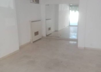 Interno non residenziale - Negozio corso Manfredo Fanti, Carpi - foto 1