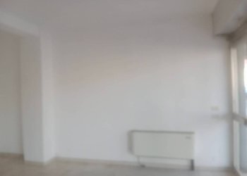 Stanza non arredata - Negozio corso Manfredo Fanti, Carpi - foto 4