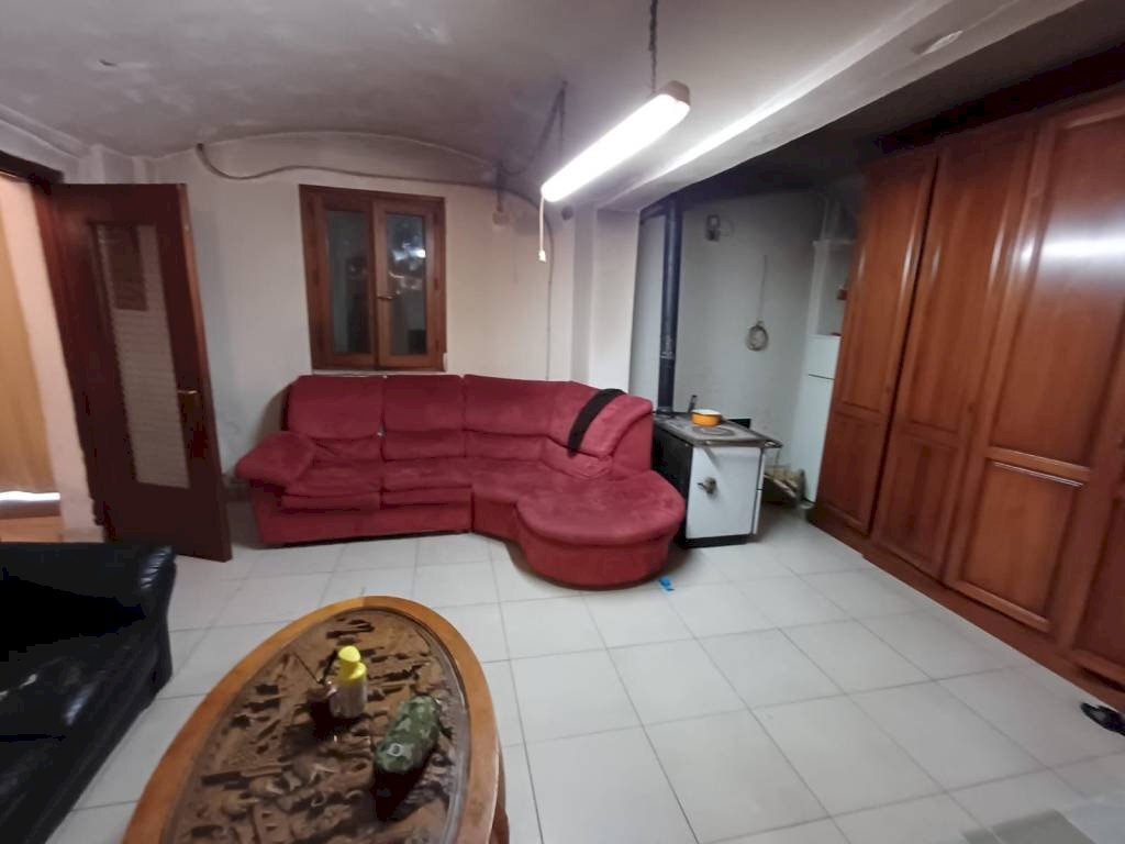 Salone - Casa indipendente via Serragli, Novi di Modena - foto 1