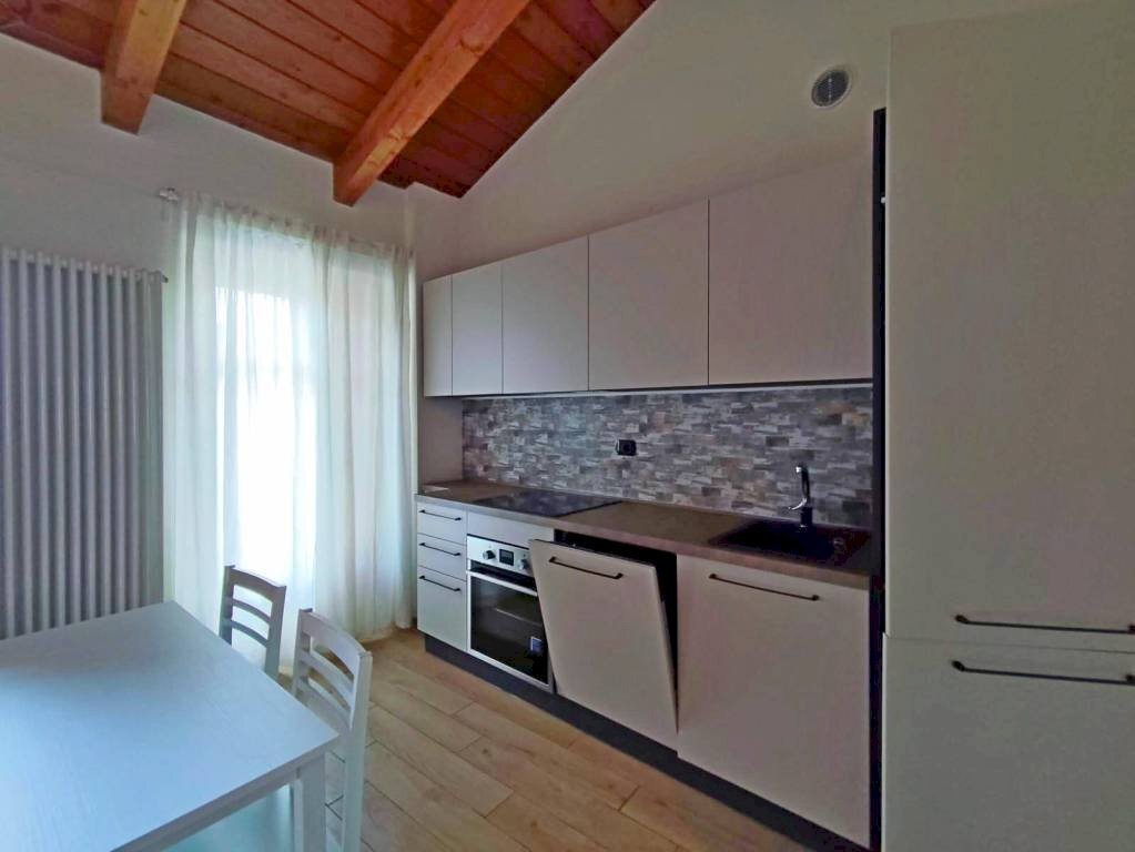 Cucina - Bilocale via Roma, 6, Villanova Mondovì - foto 2