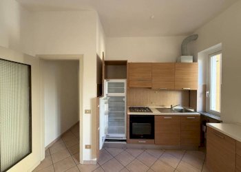 Cucina - Bilocale via Filippo Turati, Bollate - foto 4