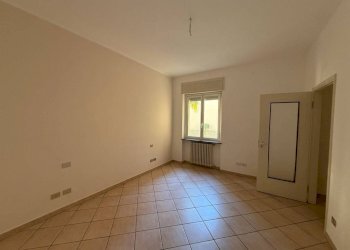 Camera da letto - Bilocale via Filippo Turati, Bollate - foto 13