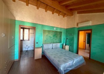 Camera da letto - Appartamento via Magenta, Bollate - foto 15