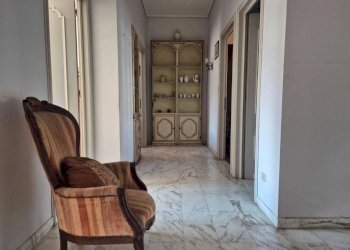 Corridoio - Appartamento corso Carlo Brunet, 31, Cuneo (zona Centro) - foto 7