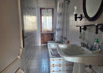 Bagno - Appartamento corso Carlo Brunet, 31, Cuneo (zona Centro) - foto 24