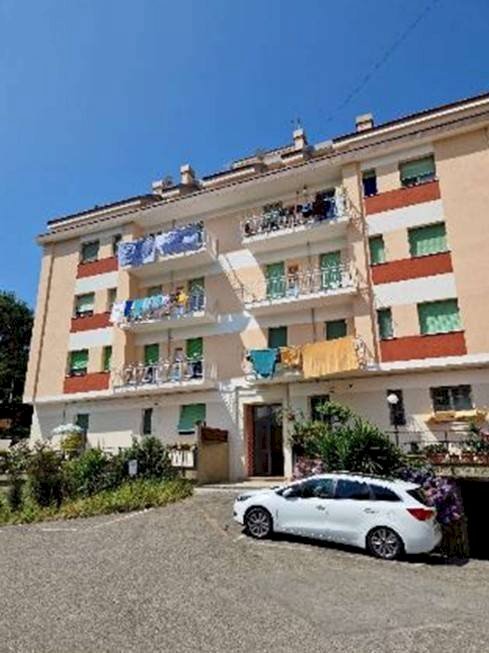 Facciata - Bilocale all'asta via Mainoso, 10, Genova (zona Pontedecimo) - foto 3