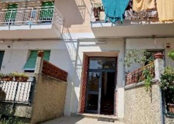 Facciata - Bilocale all'asta via Mainoso, 10, Genova (zona Pontedecimo) - foto 6