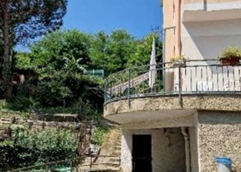 Facciata - Bilocale all'asta via Mainoso, 10, Genova (zona Pontedecimo) - foto 9