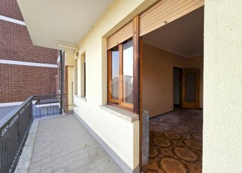 Two-room apartment Via G. Garibaldi, Rondissone - photo 9