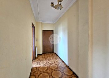 Two-room apartment Via G. Garibaldi, Rondissone - photo 13