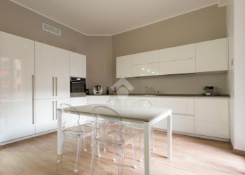 Quadrilocale Viale Papiniano, Milano (zona San Vittore) - foto 1