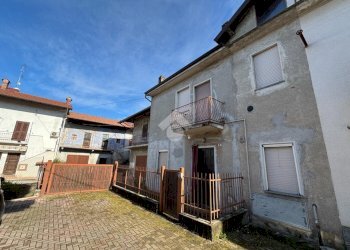 Casa indipendente Via ss. trinità, Varallo Pombia - foto 2